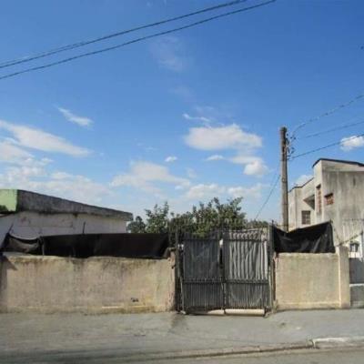 Imóveis Residenciais com 116,59m² A.C.