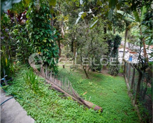 Foto de Área para incorporação com 4.315,00m² A.T.