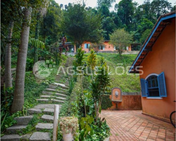 Foto de Área para incorporação com 4.315,00m² A.T.