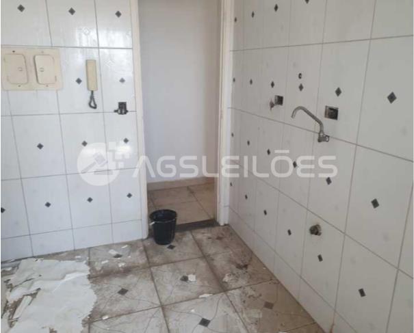 Foto de DIREITOS POSSESSÓRIOS - Apartamento com 119,62m² A.P., 209,49m² A.T.