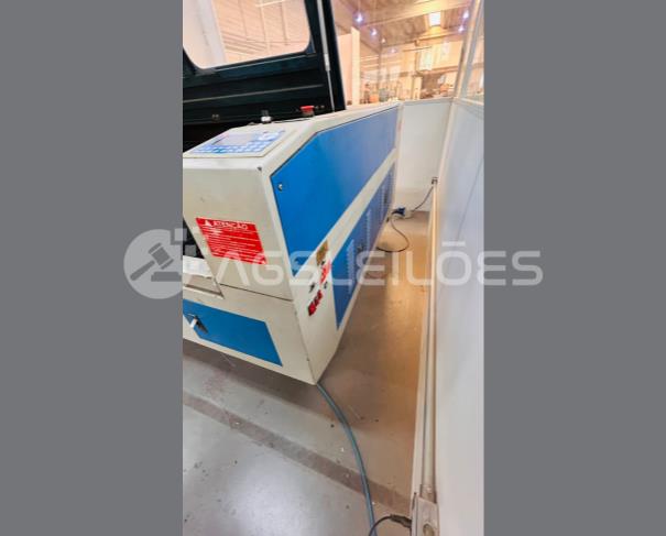 Foto de Bens Diversos - Uma Máquina de Corte a Laser, Marca Aviso