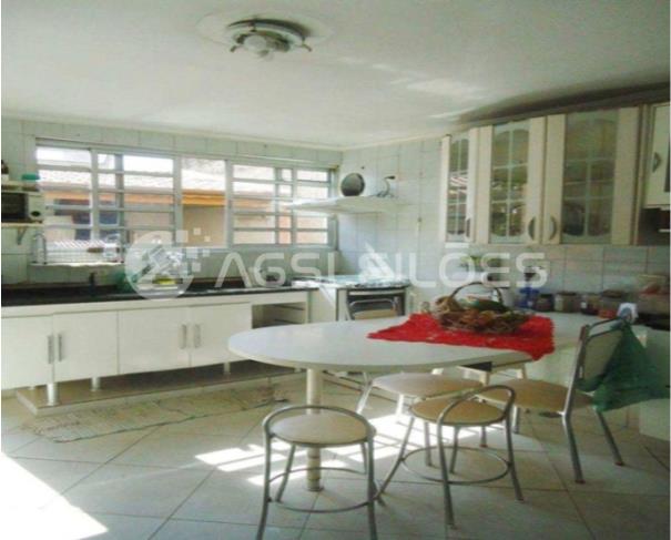 Foto de Casa com 100,00m² A.C.v