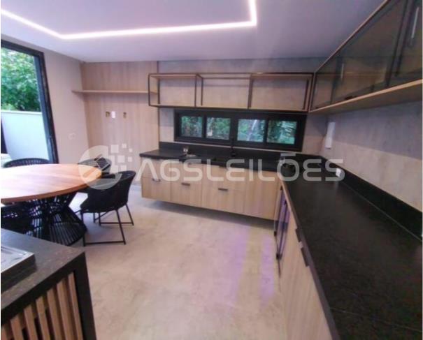 Foto de Imóvel Residencial com 338,64m² A.C.