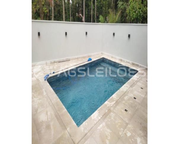 Foto de Imóvel Residencial com 338,64m² A.C.