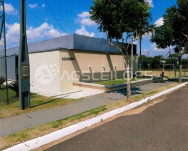 Foto de Terreno com 994,36m² A.P., 1.313,81481m² A.T.