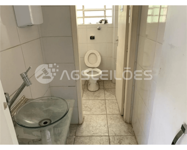 Foto de Conjunto com 56,85m² A.P. e 18,86m² A.C.