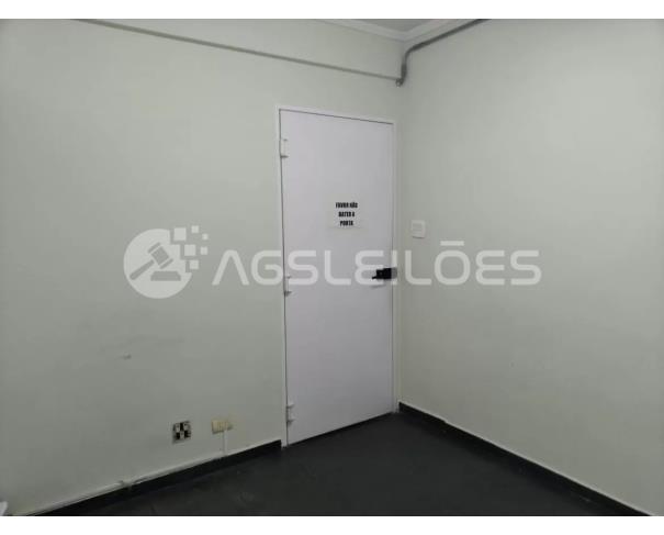 Foto de Conjunto comercial na Sé/SP 80,930m² A.P.