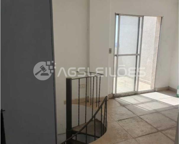 Foto de DIREITOS POSSESSÓRIOS - Apartamento com 119,62m² A.P., 209,49m² A.T.