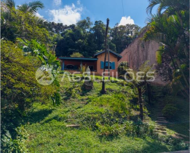 Foto de Área para incorporação com 4.315,00m² A.T.
