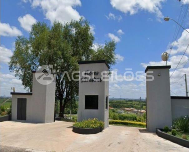 Foto de Terreno com 1.000,00m² A.T.