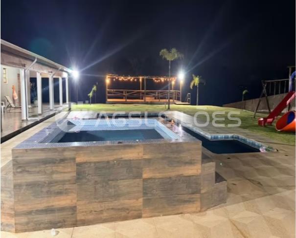 Foto de Chácara com 3.530,00m² A.T. 