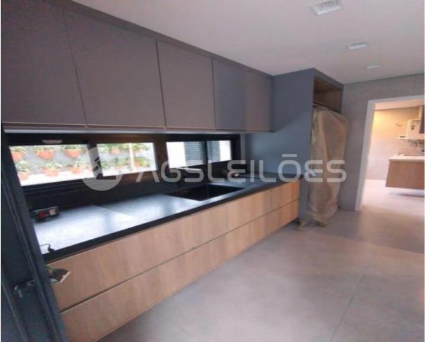 Foto de Imóvel Residencial com 338,64m² A.C.