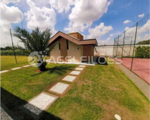 Foto de Terreno com 994,36m² A.P., 1.313,81481m² A.T.