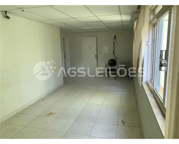 Foto de Conjunto com 56,85m² A.P. e 18,86m² A.C.