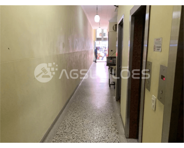 Foto de Conjunto com 56,85m² A.P. e 18,86m² A.C.