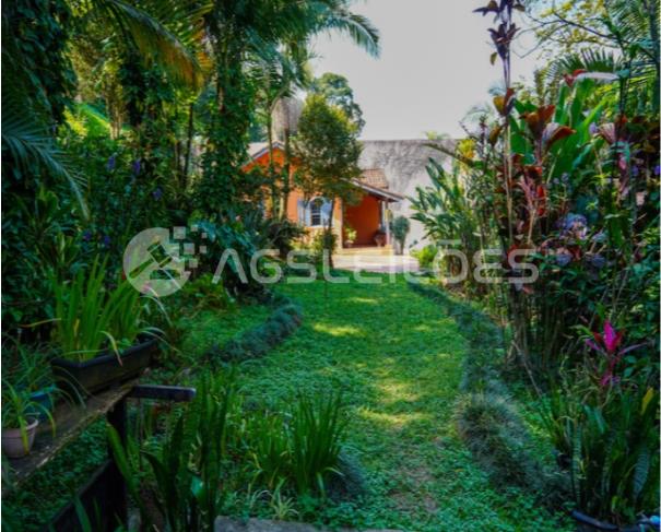 Foto de Área para incorporação com 4.315,00m² A.T.