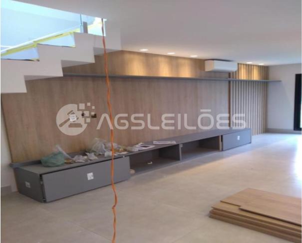 Foto de Imóvel Residencial com 338,64m² A.C.