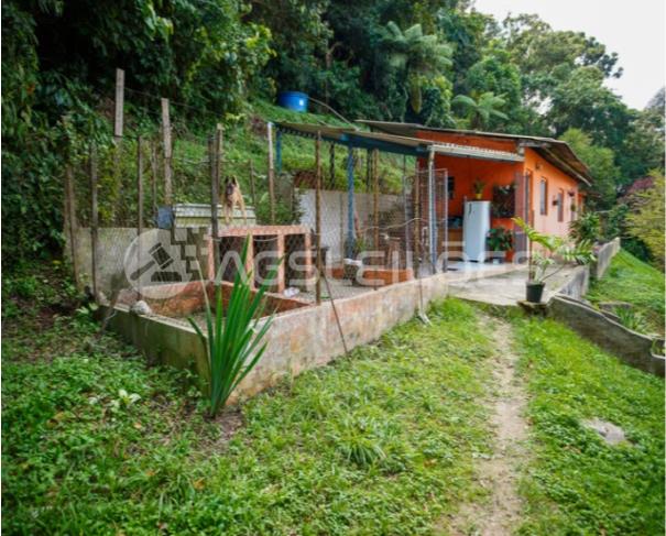 Foto de Área para incorporação com 4.315,00m² A.T.