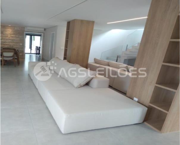 Foto de Imóvel Residencial com 338,64m² A.C.