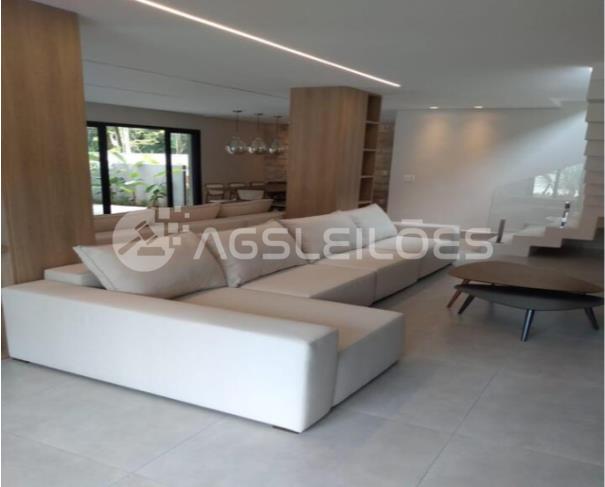 Foto de Imóvel Residencial com 338,64m² A.C.
