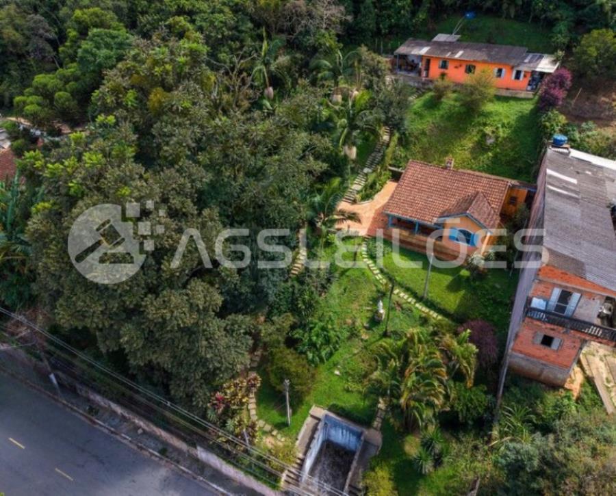 Foto de Área para incorporação com 4.315,00m² A.T.