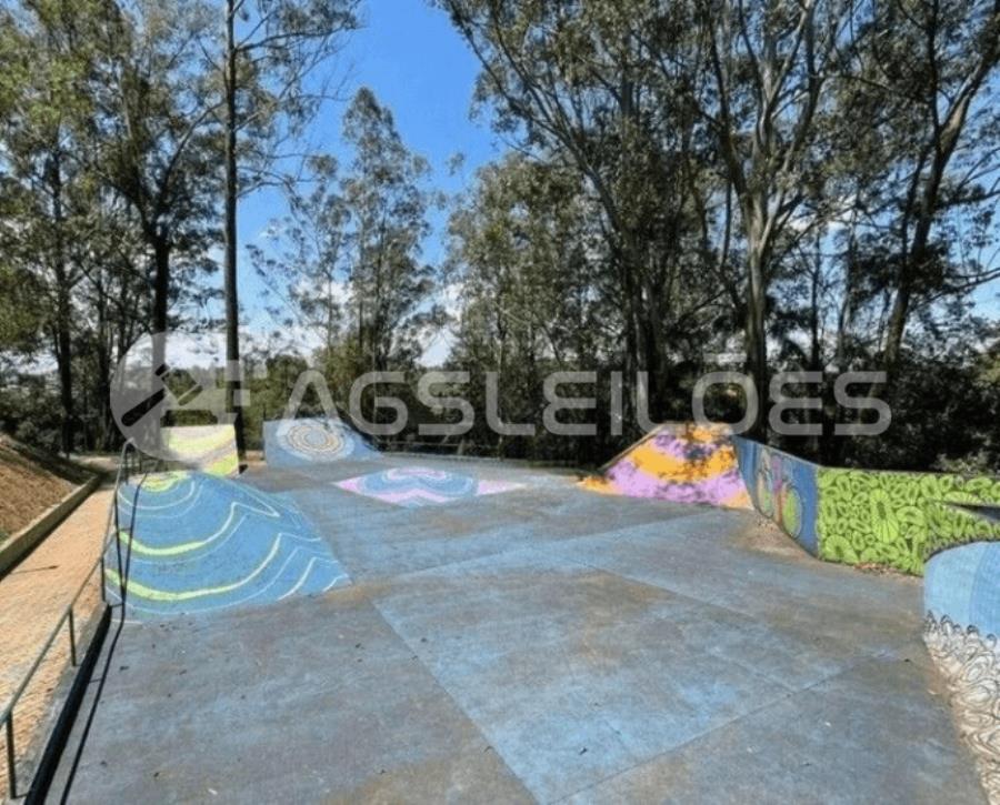 Imóvel Residencial com 396,69m² A.C IMÓVEL RESIDENCIAL 396,69m² A.C. - GRANJA VIANNA - COTIA/SP, localizado em Cotia - SP, bairro Granja Vianna