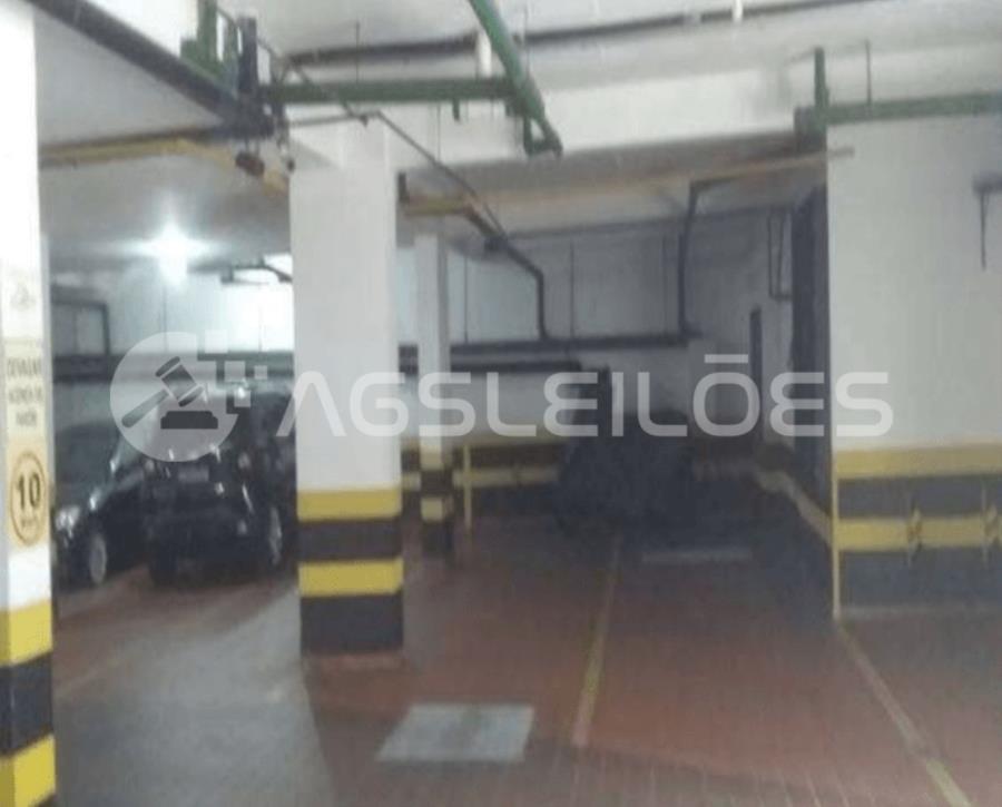 Apartamento com 185,6325m² A.P., 288,7185m² A.T. SANTO ANDRÉ/SP - JARDIM - APTO. 185,63m² A.P., 288,71m² A.T., localizado em Santo André - SP