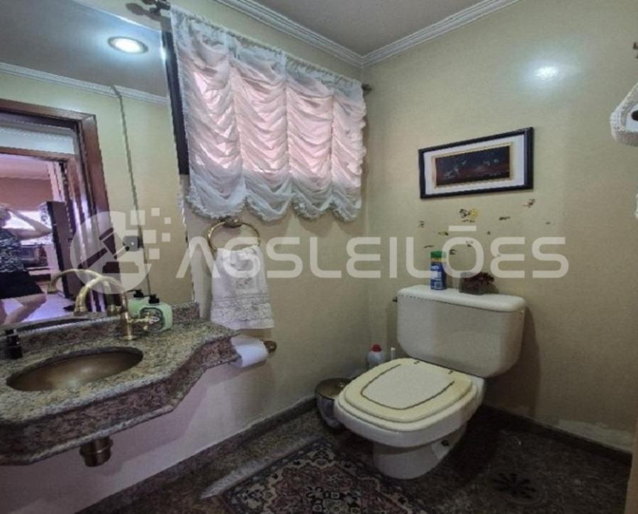 Apartamento com 182,00m² A.U., 375,13m² A.T. e 4 Vagas SÃO PAULO/SP - ÁGUA FRIA - APTO. 182,00m² A.U., 375,13m² A.T, localizado em São Paulo - SP