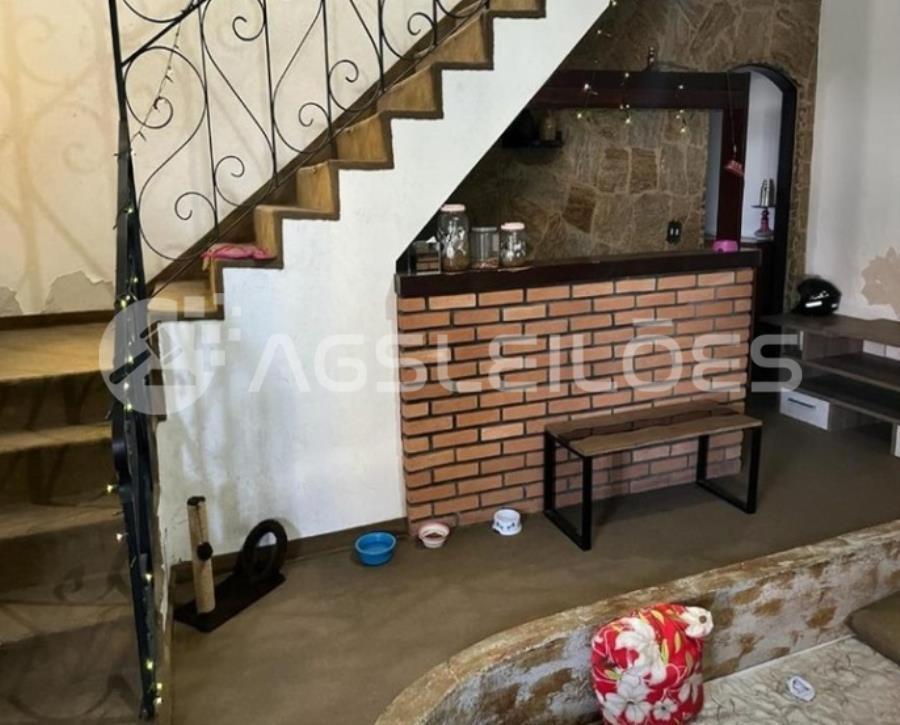 Casa com 210,94m² A.C., 148,00m² A.T.T. GUARULHOS/SP - PQ STO ANTONIO - CASA 210,94m² AC 148,00m² AT, localizado em Guarulhos - SP