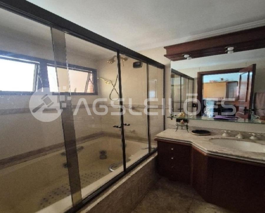 Apartamento com 182,00m² A.U., 375,13m² A.T. e 4 Vagas SÃO PAULO/SP - ÁGUA FRIA - APTO. 182,00m² A.U., 375,13m² A.T, localizado em São Paulo - SP