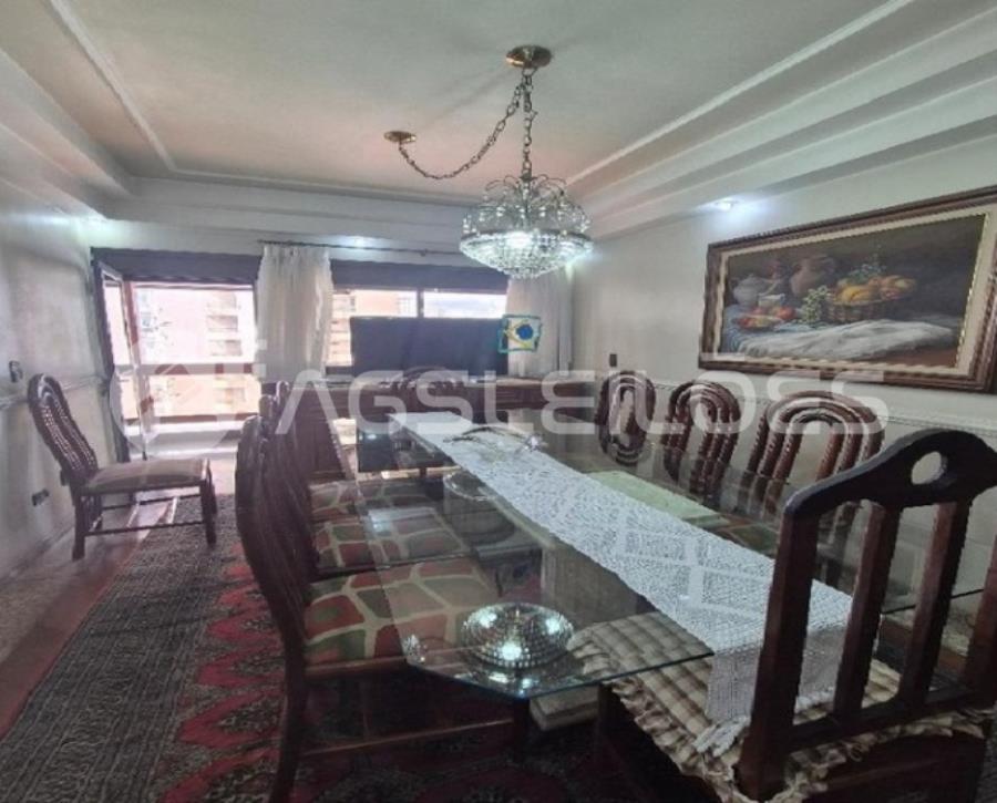 Apartamento com 182,00m² A.U., 375,13m² A.T. e 4 Vagas SÃO PAULO/SP - ÁGUA FRIA - APTO. 182,00m² A.U., 375,13m² A.T, localizado em São Paulo - SP