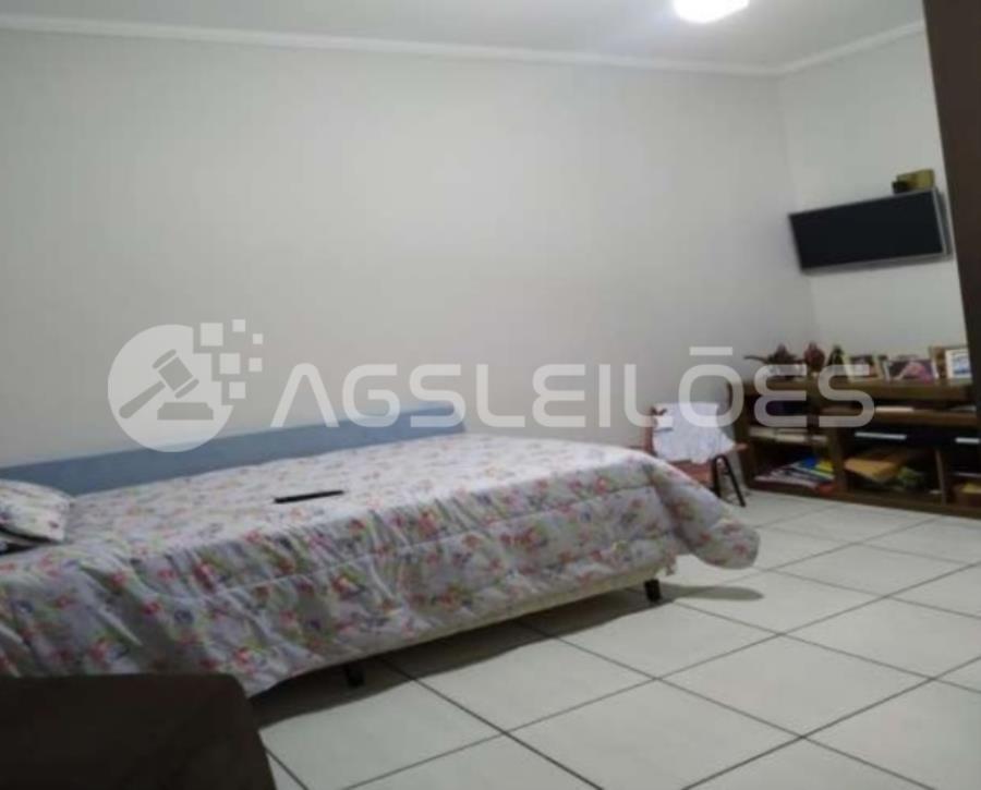 NUA PROPRIEDADE - Imóvel Residencial com 100,90m² A.C., 120,00m² A.T. RESID. 100,90m² AC, 120,00m² AT - CENTRO - BIRIGUI/SP, localizado em Birigui - SP, bairro Centro